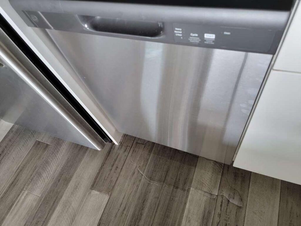 Leaking water Leaking water
